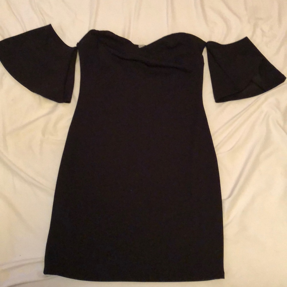 Little black dress alert!!